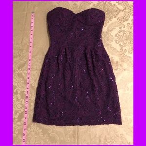Strapless plum short dress w/ sequins